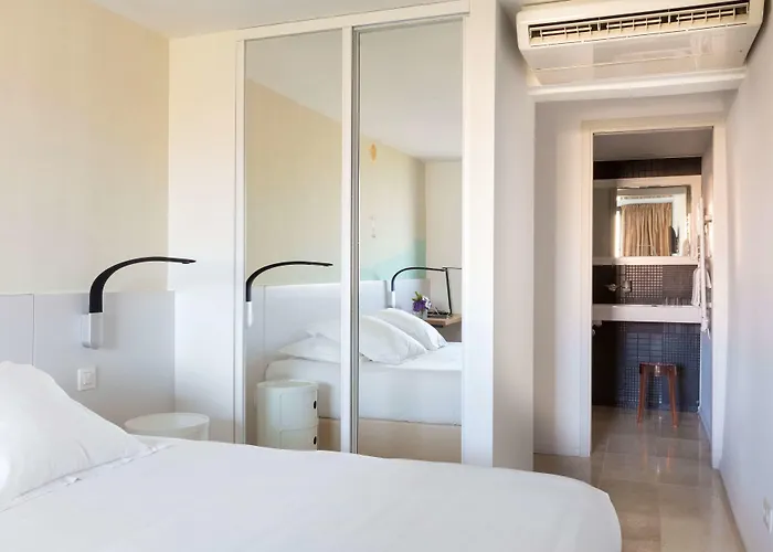 Alcyon Hotell 3*