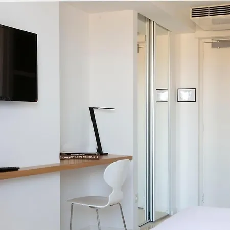 Hotel Alcyon 3*