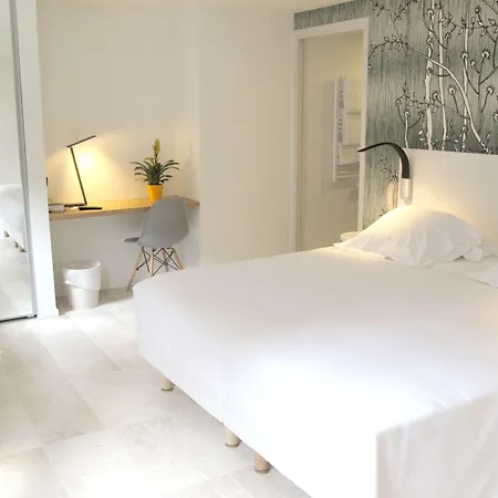 Hotel Alcyon 3*
