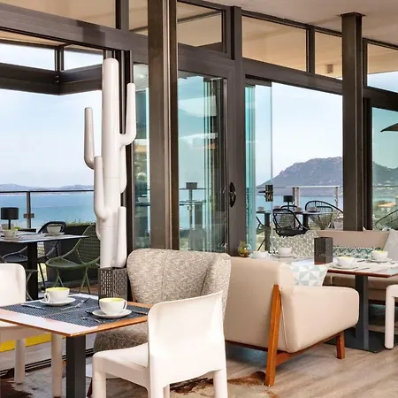 Hotel Alcyon 3*